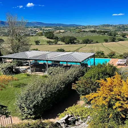 شقة Spoleto-poolside-sleeps 24central Spoleto 09 Kmwifiairconall Exc Yours