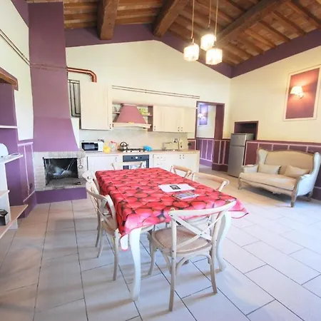 Spoleto-poolside-sleeps 24central Spoleto 09 Kmwifiairconall Exc Yours شقة
