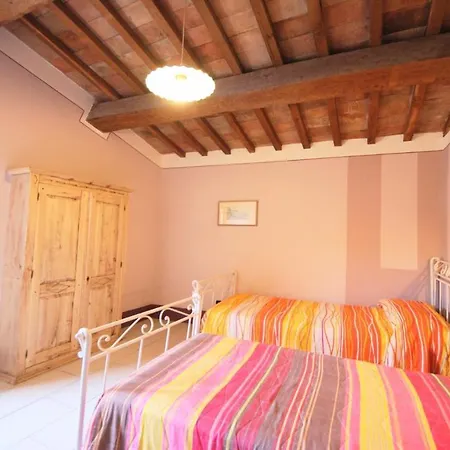 Spoleto-poolside-sleeps 24central Spoleto 09 Kmwifiairconall Exc Yours *