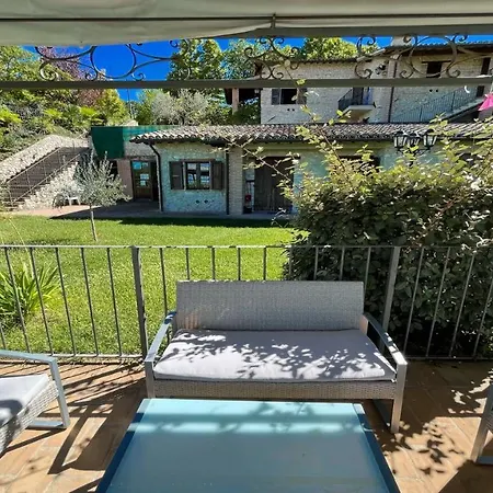 Spoleto-poolside-sleeps 24central Spoleto 09 Kmwifiairconall Exc Yours شقة *