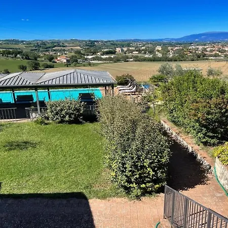 アパート Spoleto-poolside-sleeps 24central Spoleto 09 Kmwifiairconall Exc Yours Colle Umberto