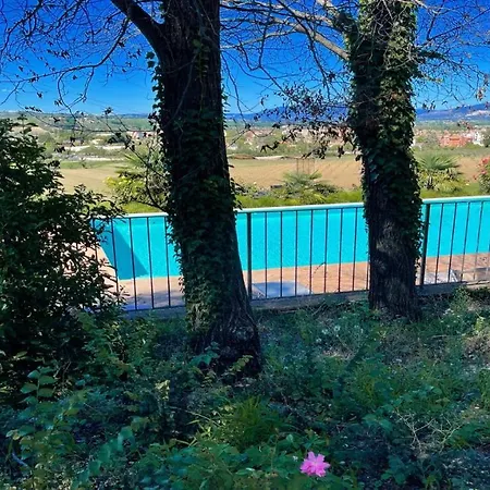 شقة Spoleto-poolside-sleeps 24central Spoleto 09 Kmwifiairconall Exc Yours *